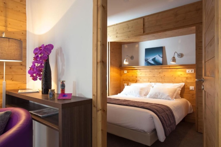 2 Bedrooms Double Apartment with view