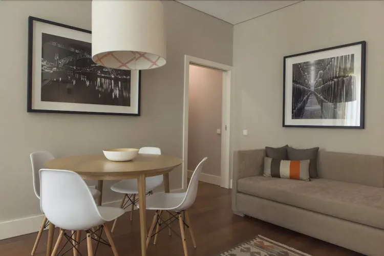 Cardosas Apartments by Una