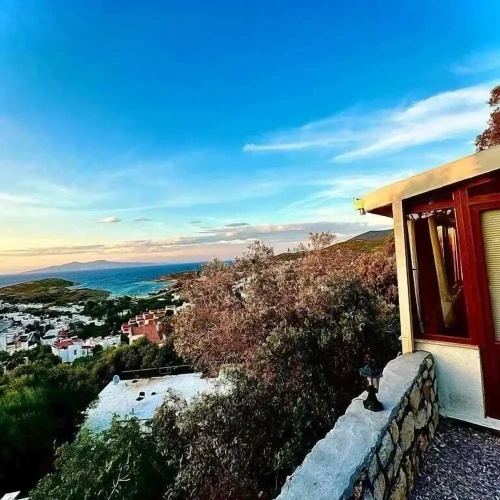 Studio with sea view