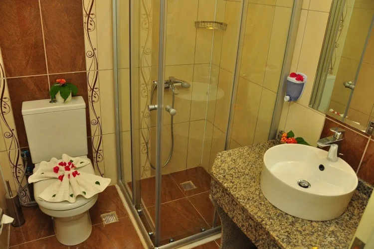 Selenium Hotel