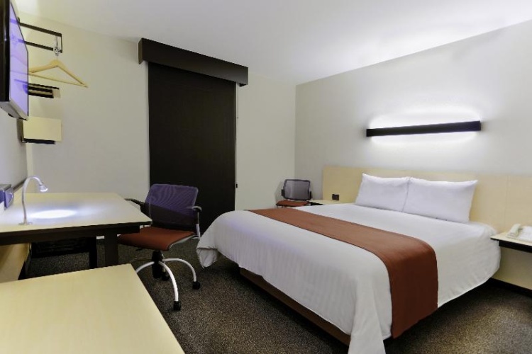 Standard Double room with view