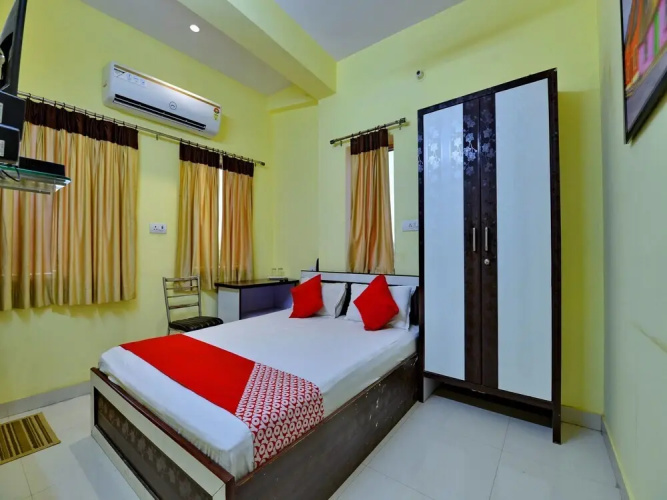 Primrose Residency by OYO Rooms