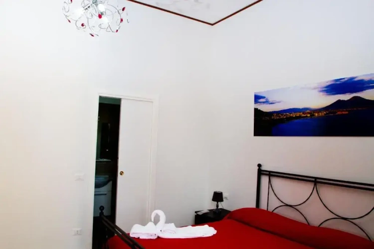 Standard Triple room