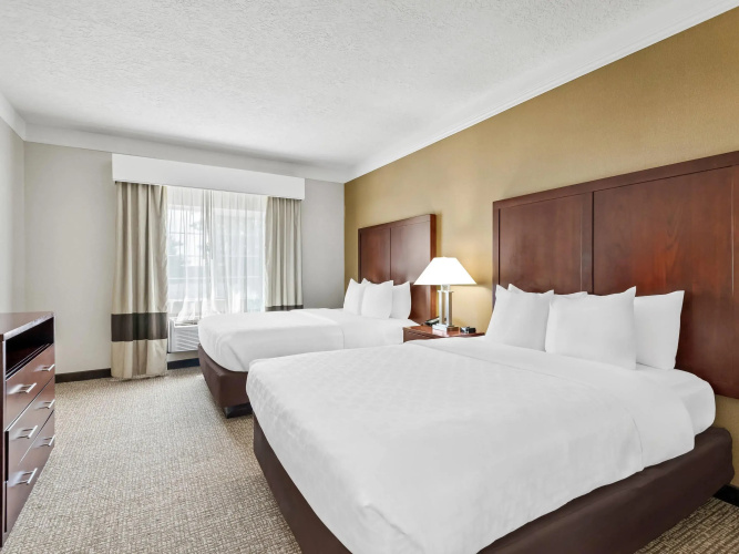 Comfort Suites Linn County