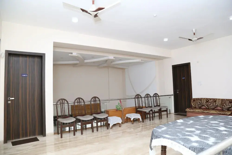 Maninder Home Stay