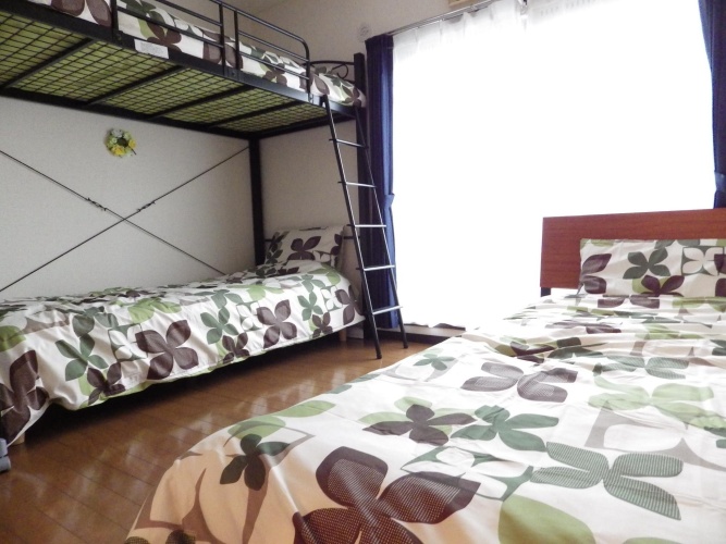 3 Bedrooms Apartment