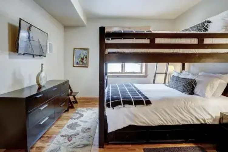 Placer Ridge Lookout Apartment