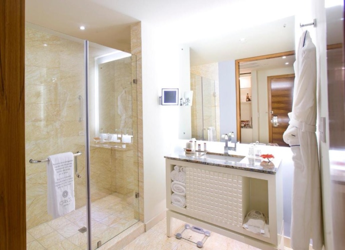 Standard room with city view