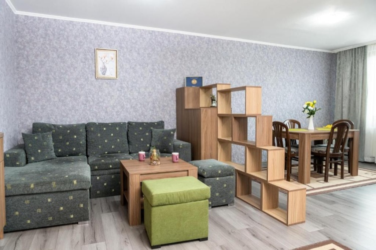 2 Bedrooms Apartment