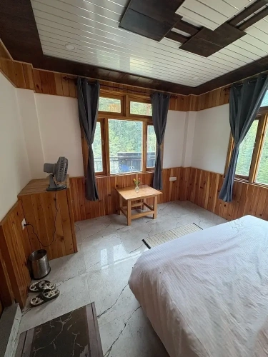 Deluxe Double room with mountain view