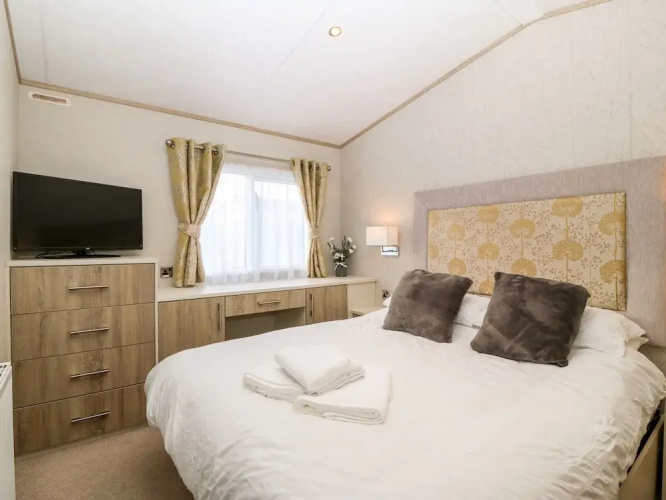 Snape Lodge