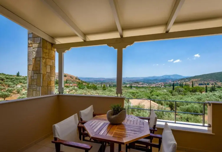 Anthemion Suites & Villas