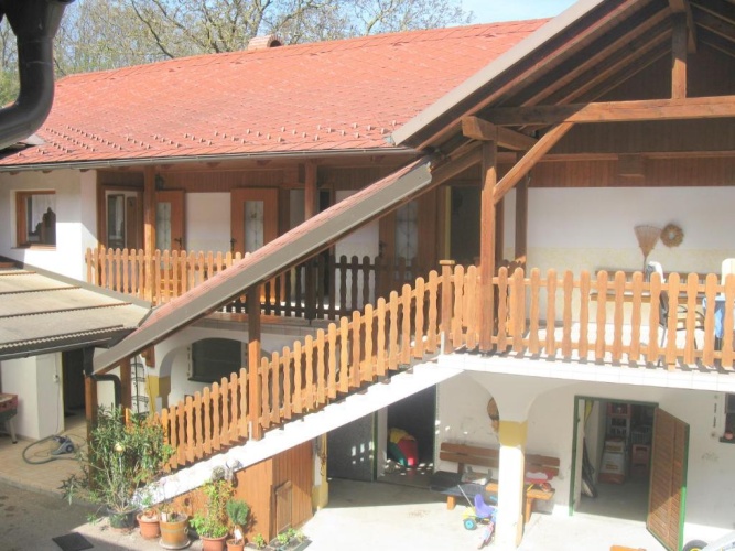 Standard Family room with garden view