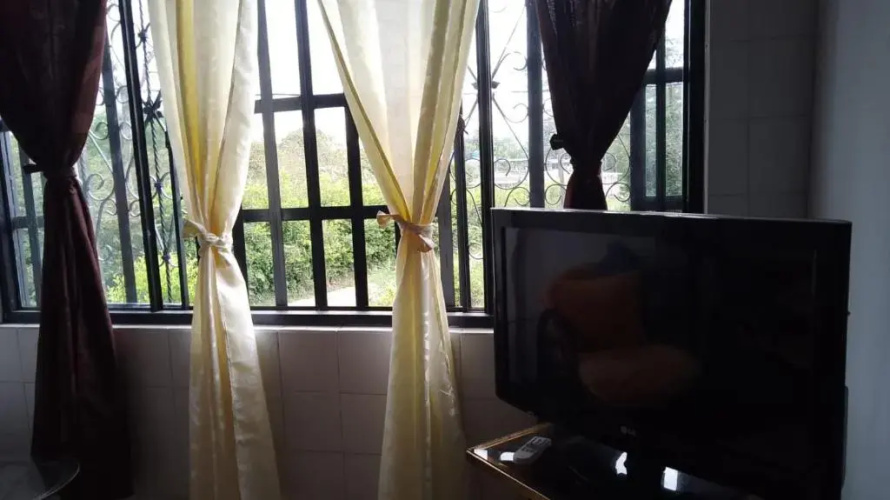 APARTAMENTO EN PLAN RURAL PERo CENTRAL