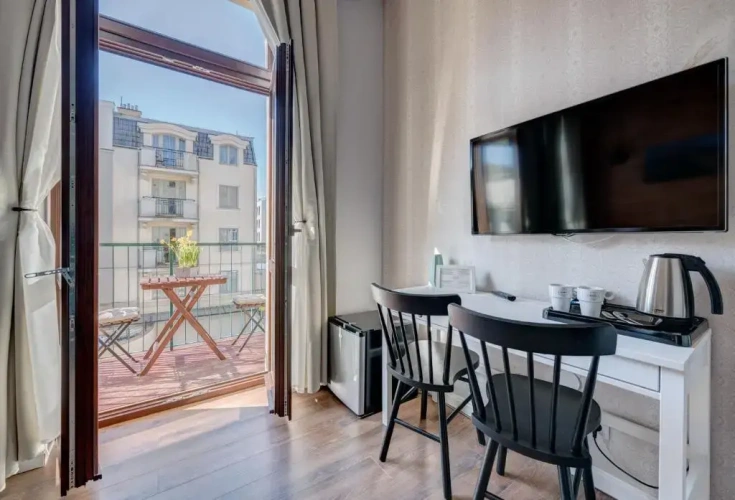 Standard Double room with balcony