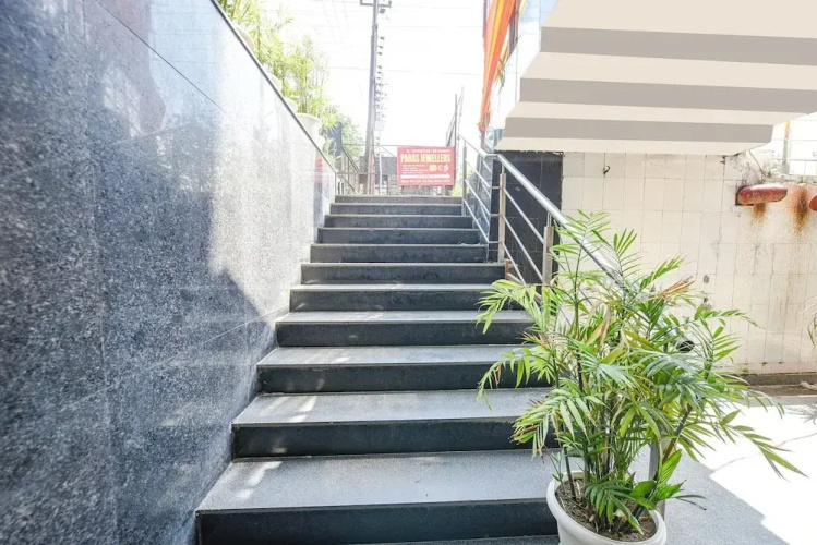 Fabhotel One