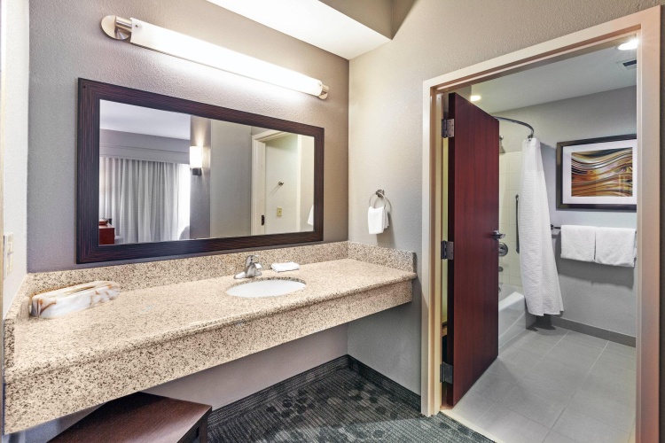 1 Bedroom Double Suite