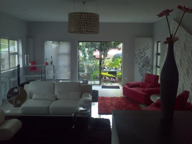 5th Avenue Guest House