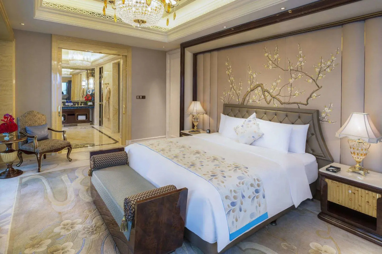 Wanda Reign Wuhan