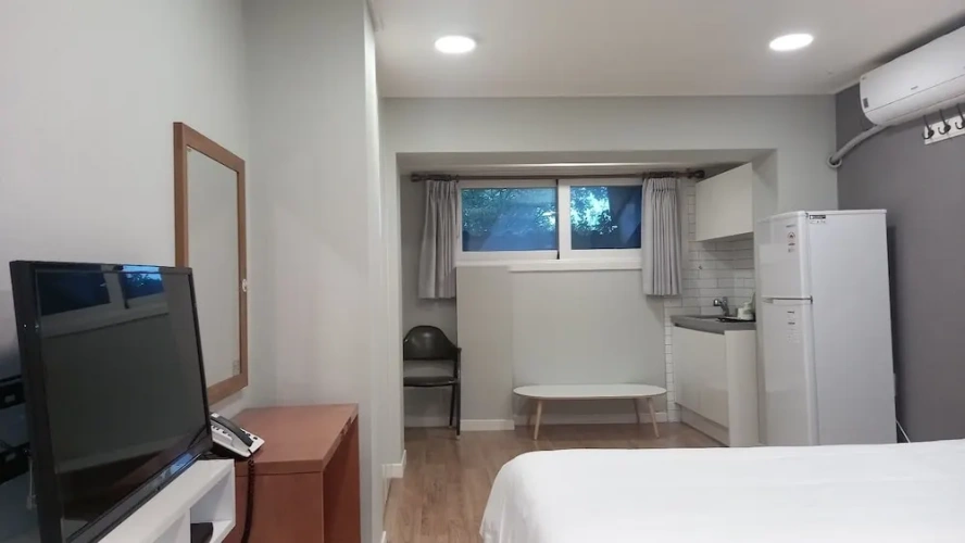 Economy Twin room