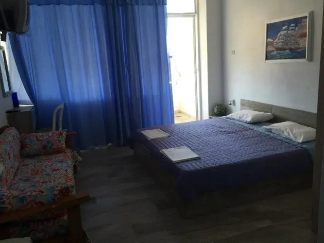 Alexandros Apartments
