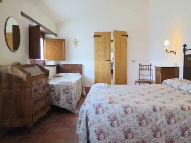3 Bedrooms Apartment
