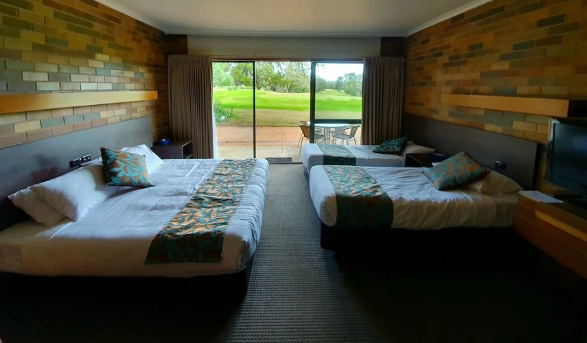 Standard Quadruple room