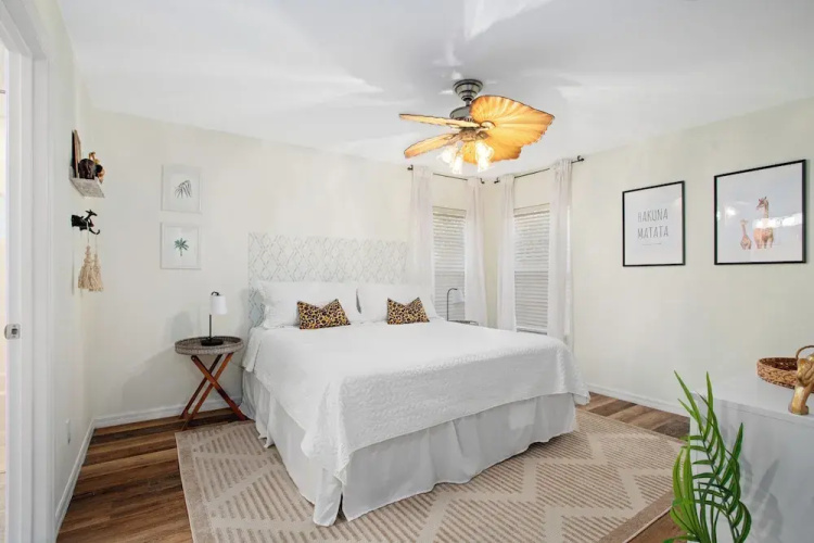Dazzling 7BR Villa with Pool & Game Room