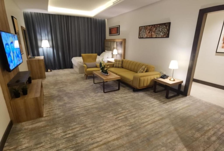 Deluxe Junior Suite