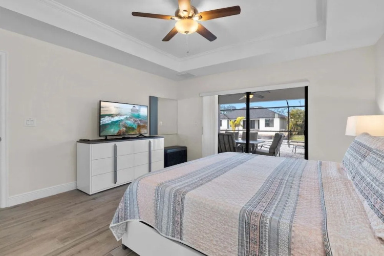 Midpoint Villa by Distinctive Beach Rentals