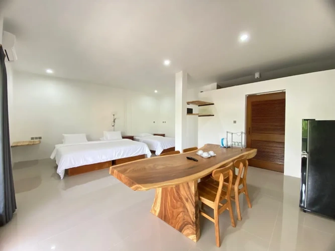 1 Bedroom Royal room with garden view