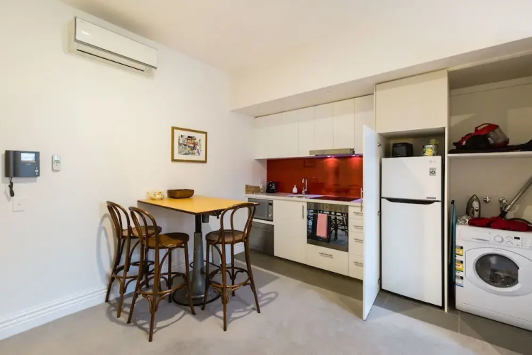 ALIA, 1BDR Fitzroy Apartment