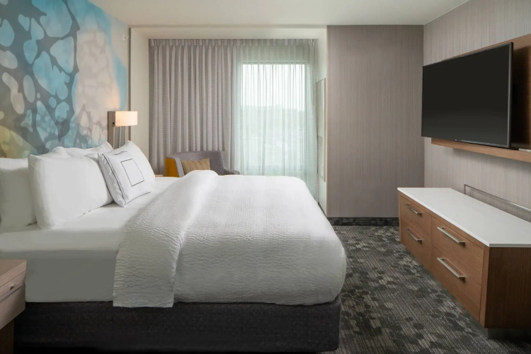 Courtyard By Marriott Lafayette South