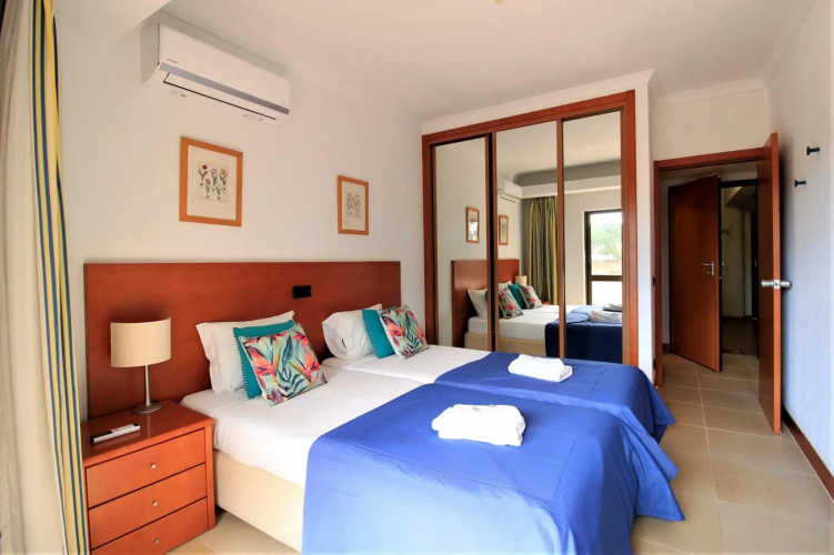 Vilamoura Cosy 3 With Pool by Homing