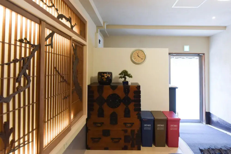 Yoyogi House