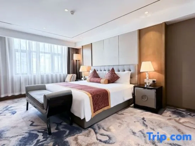 Ambassador Double Suite