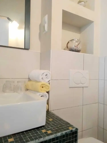 1 Bedroom Double Apartment with garden view