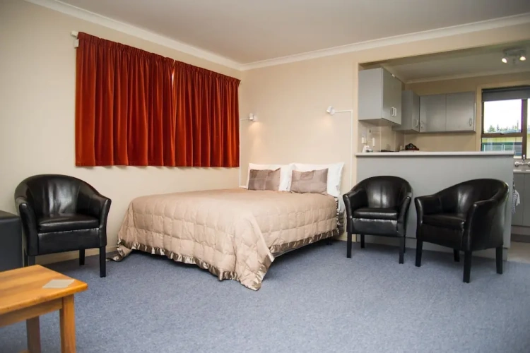 1 Bedroom Deluxe Family Suite with balcony