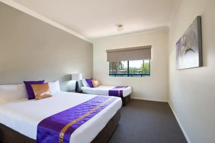 2 Bedrooms Apartment
