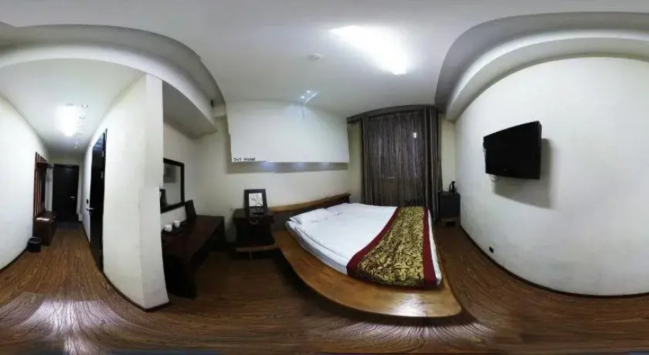 TnT Hotel
