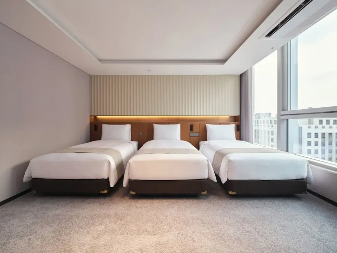 Premier Triple room
