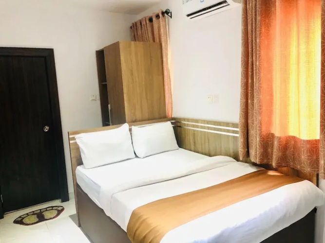 Tillz Hotels