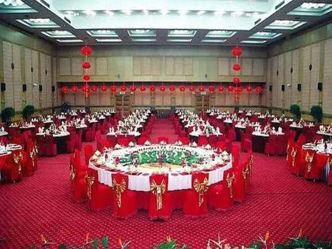 Lian Yun Hotel