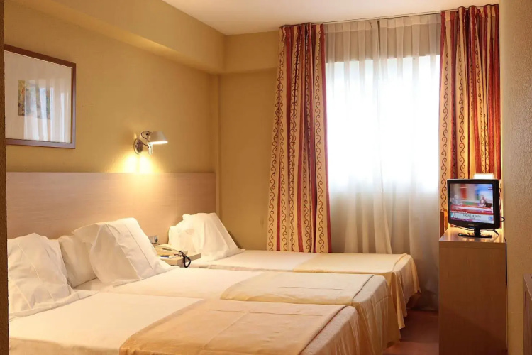 Hotel Burlada