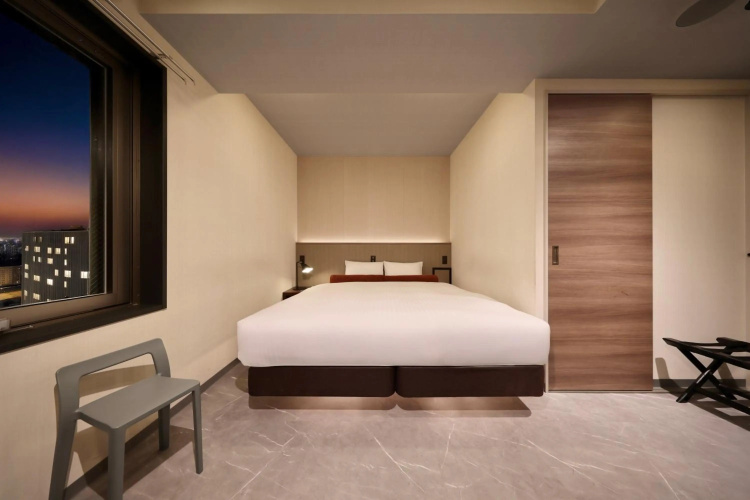 Nipponbashi Crystal Hotel 2