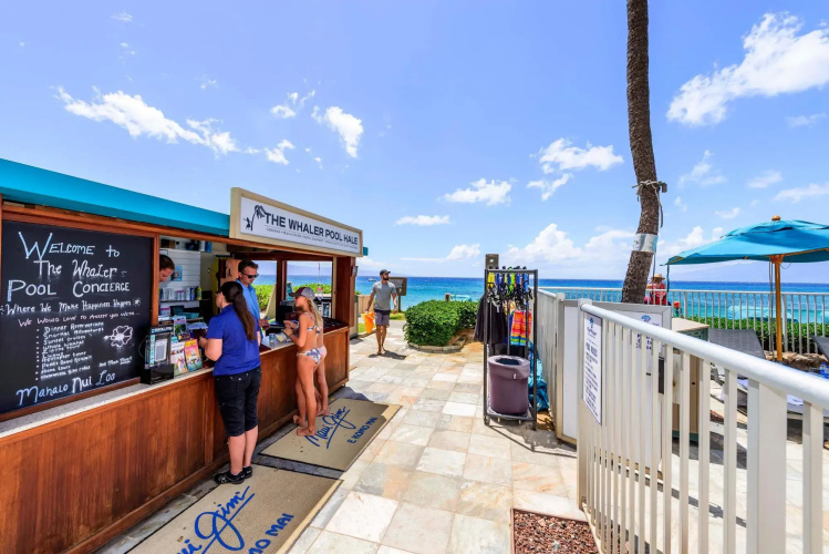 Whaler 859 in Lahaina