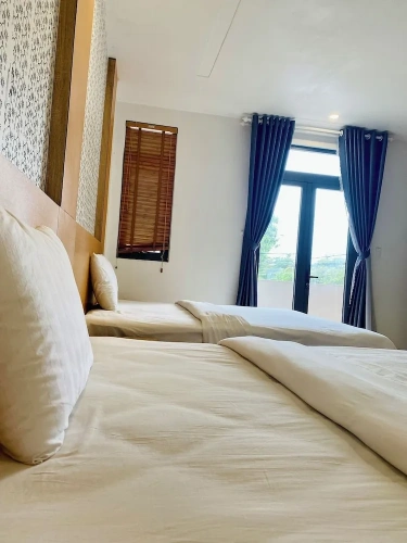 Comfort Quadruple room with balcony and with courtyard view