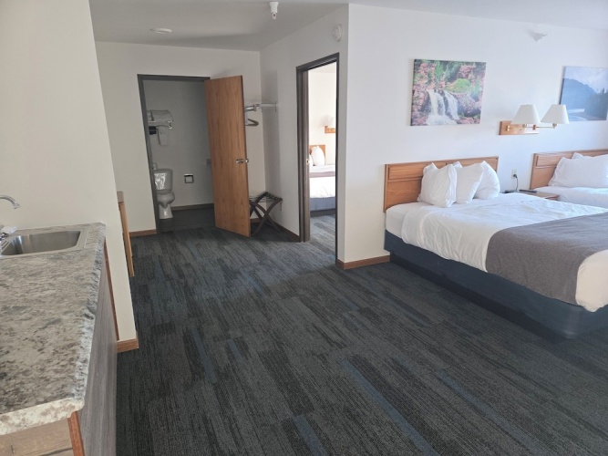 Deluxe Quadruple room