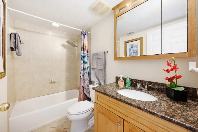 445 Clearwater Hamden