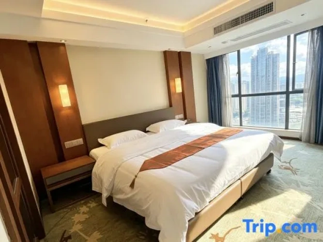 Executive Suite with sunset view